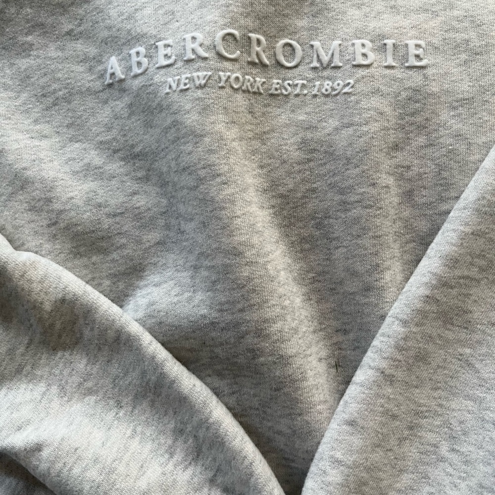Abercrombie crew neck